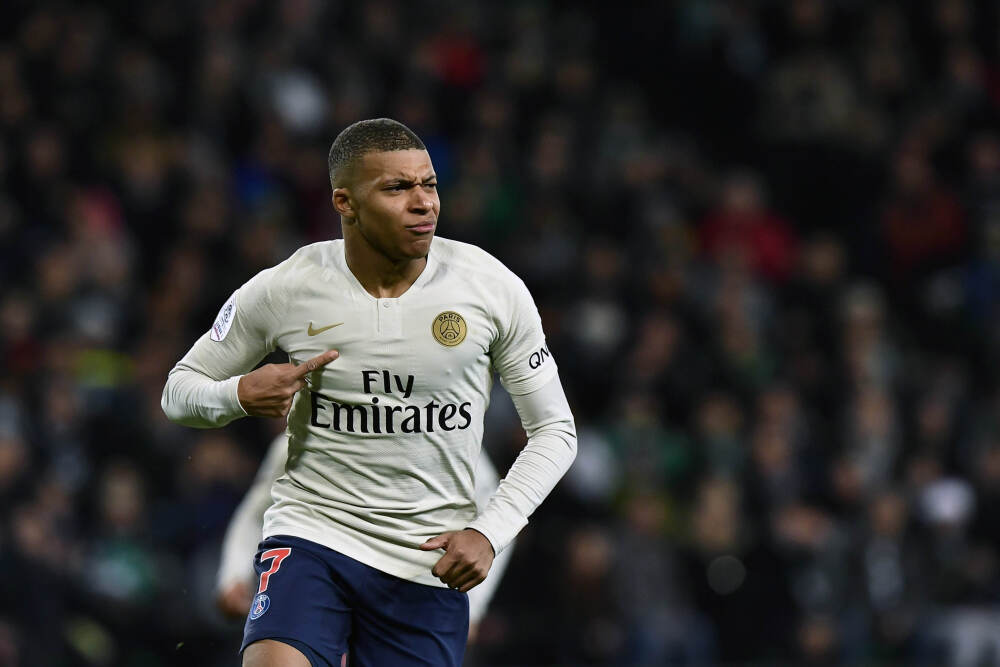 纽约汇市：彭博美元指数三连跌 日元延续涨势